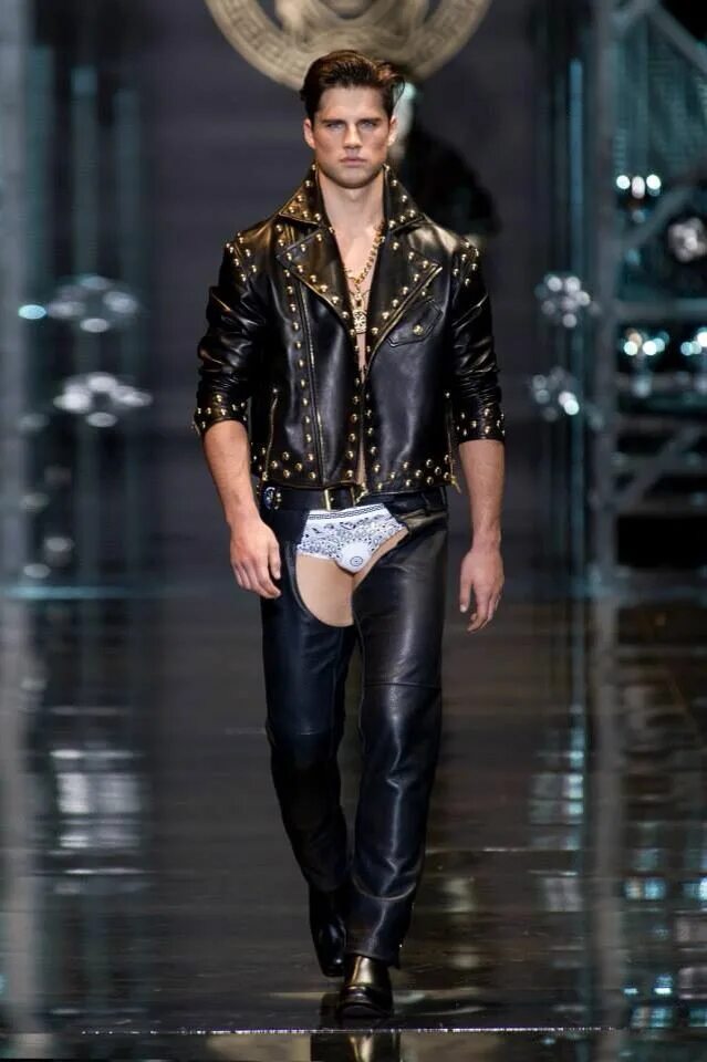 Показ мод со звездами мужские Versace men's Fall/Winter 2014/15 Gay fashion, Mens outfits, Versace men