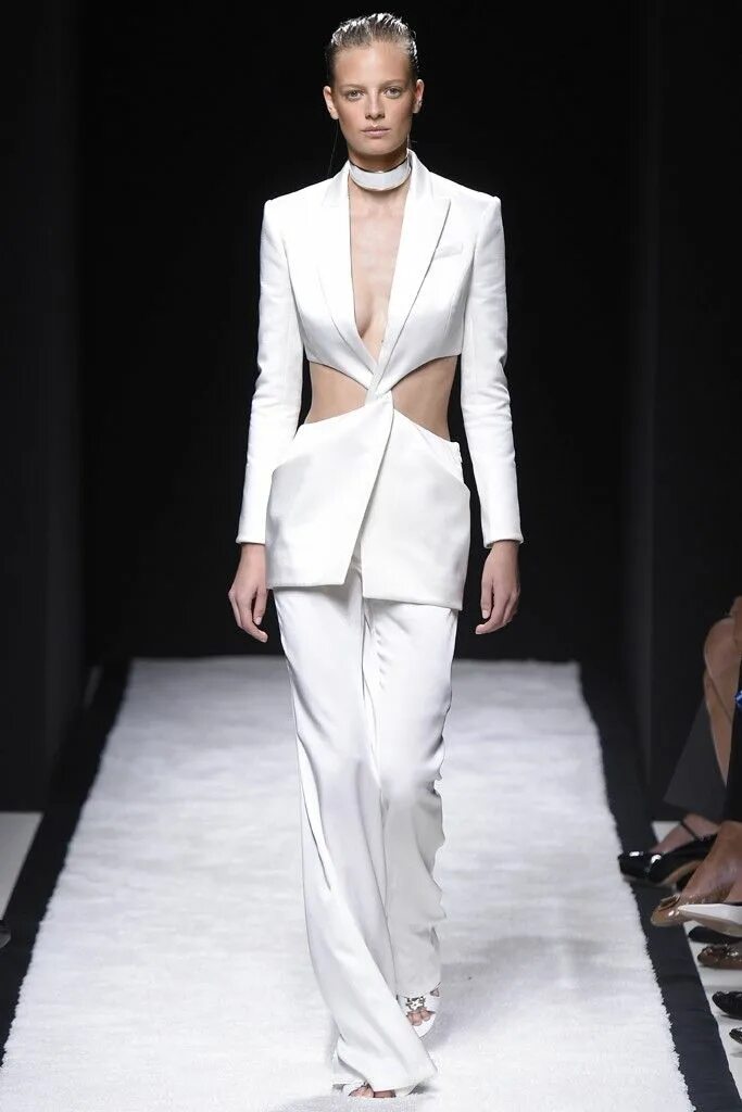 Показ мод женские костюмы Balmain RTW Spring 2015 Fashion, Runway fashion, Fashion models