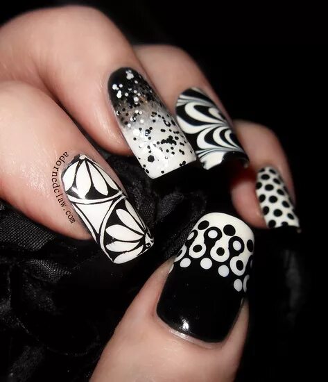 Показать черно белый маникюр 30 + Striped Nail Designs And Ideas - Inspirationseek.com 98A