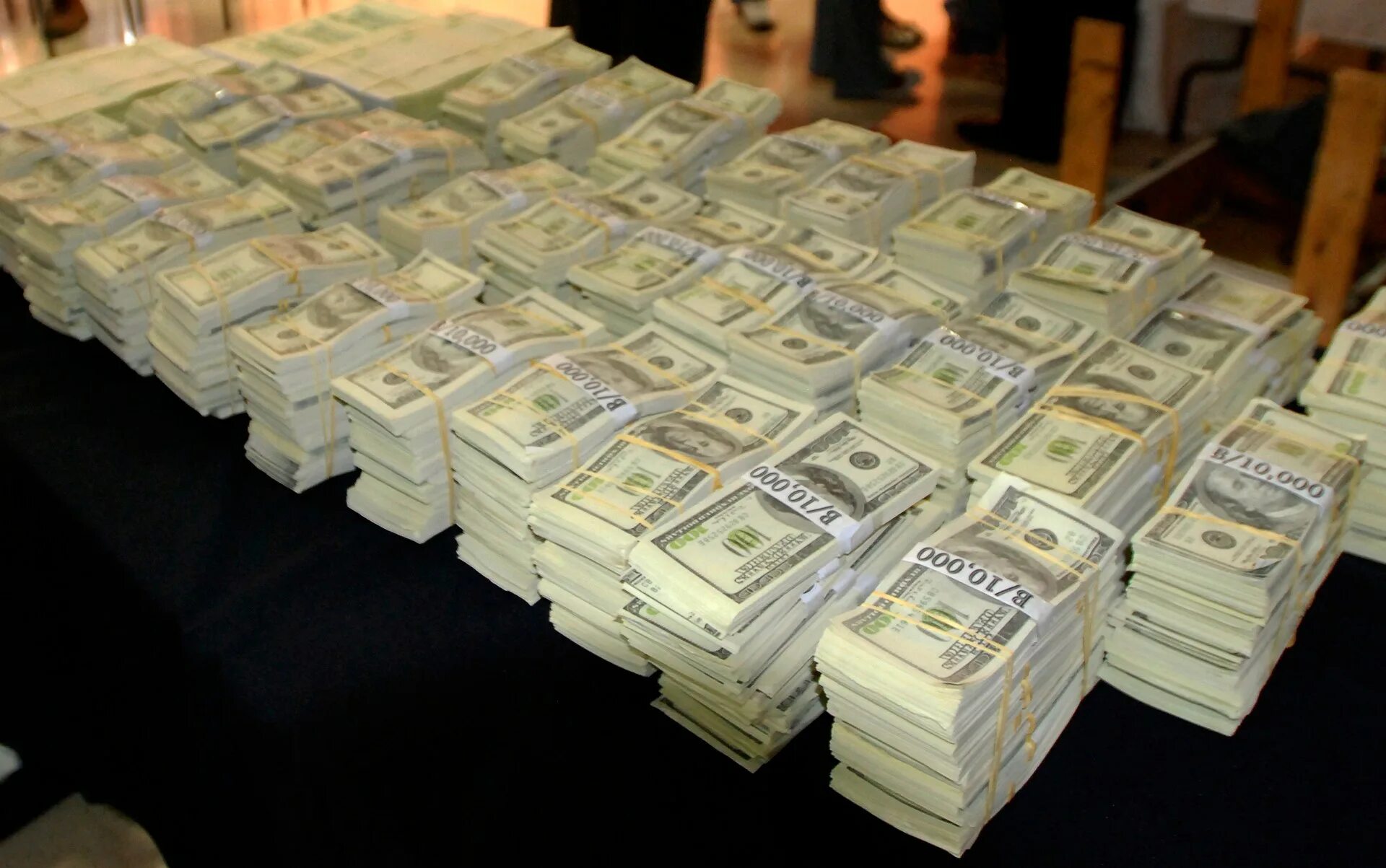 Показать деньги 1квантилиард даларов фото Аг миллион
