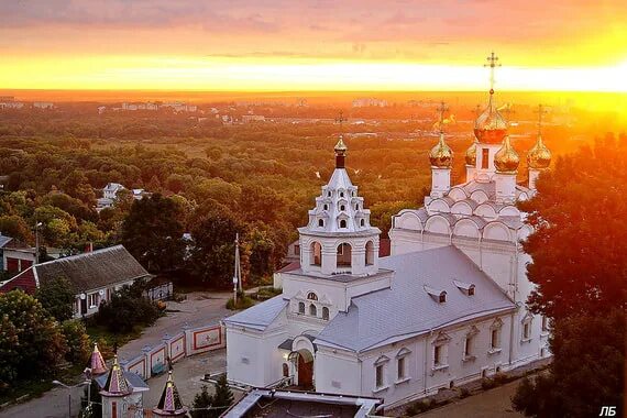 Показать фото брянска Самые красивые старинные города России: топ-5 - ФOTO - КАК ПОТРАТИТЬ