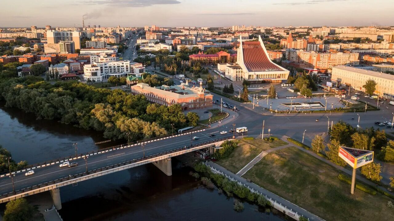 Показать фото города омска В Омске вышли на маршруты новые троллейбусы "Адмирал" - РИА Новости, 09.09.2022