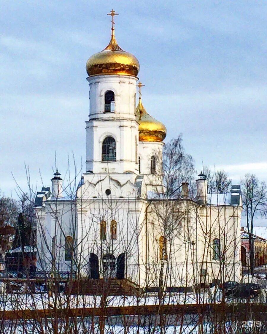 Показать фото храма в вышнем волочке Собор Богоявления Господня, Вышний Волочек, Вышний Волочек - 2ГИС