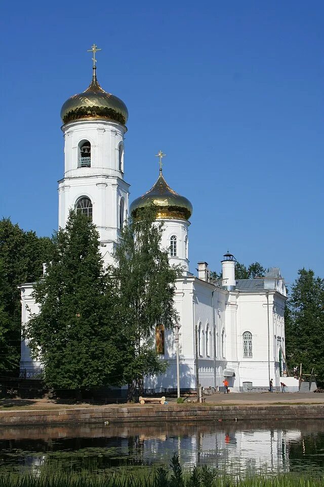 Показать фото храма в вышнем волочке Богоявленский собор (Вышний Волочёк) - Википедия