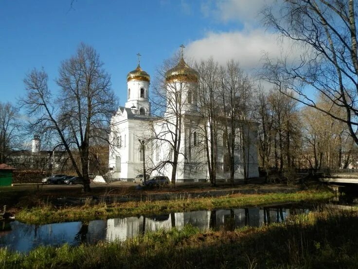 Показать фото храма в вышнем волочке Богоявленский Собор (Россия, Вышний Волочек)