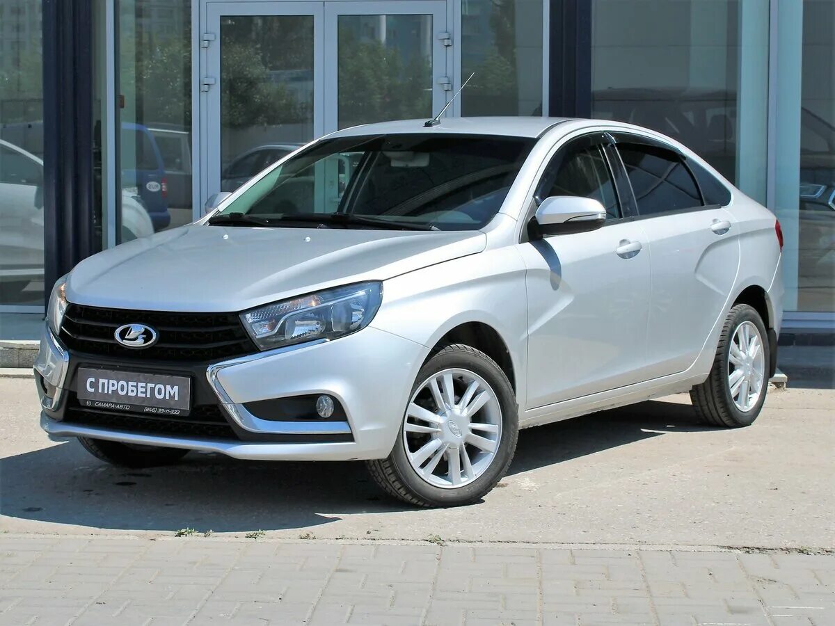 Показать фото лада веста Купить б/у Lada (ВАЗ) Vesta I 1.6 AMT (106 л.с.) бензин робот в Самаре: серебрис