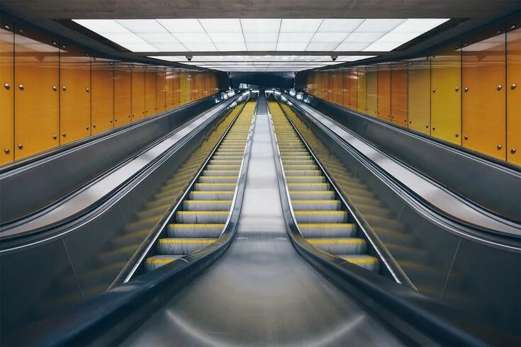 Показать фото линия Symmetry U bahn station, Fotografie, U bahn