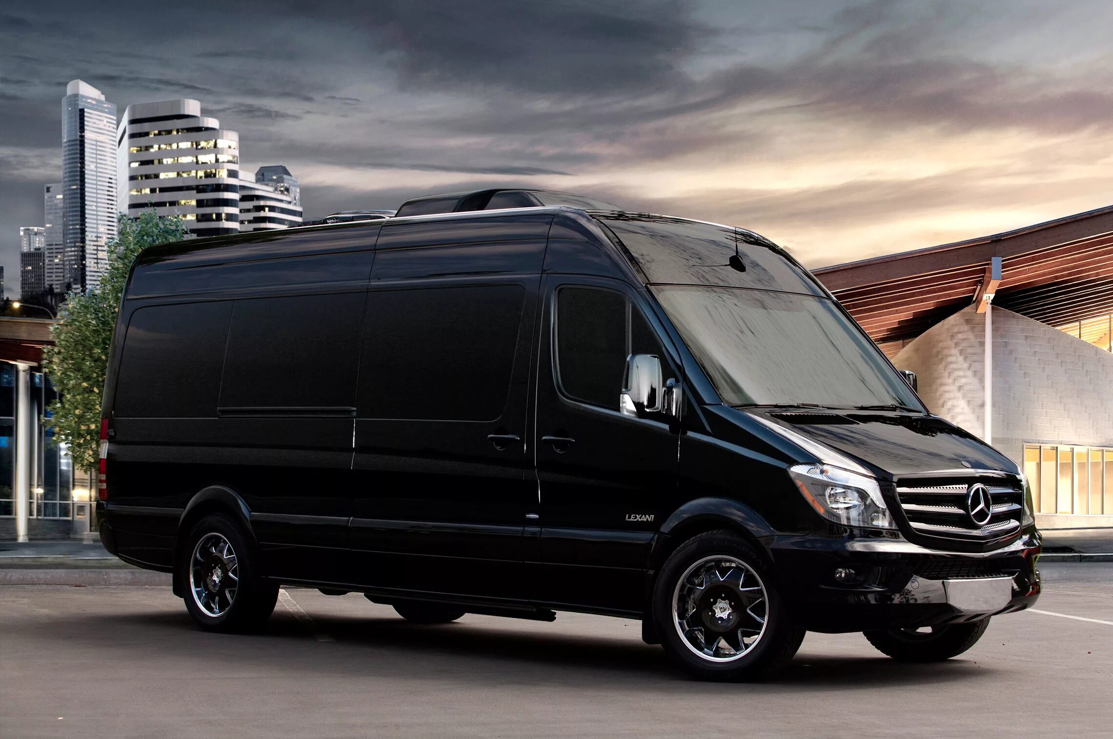 Показать фото мерседес спринтер Рассекречен интерьер нового Mercedes-Benz Sprinter