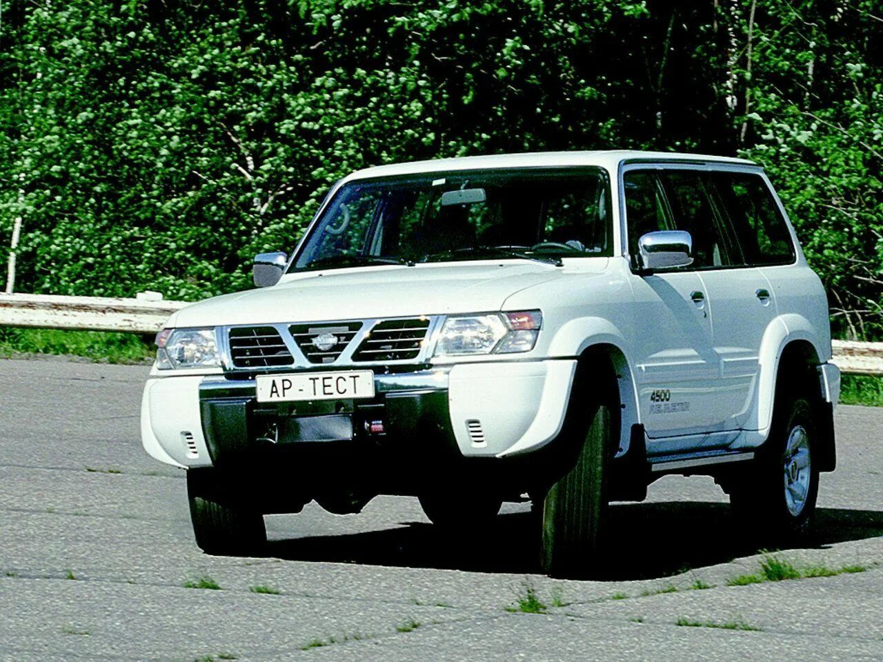 Показать фото ниссан патрол Nissan Patrol V (Y61) 1997 - 2004 Внедорожник 5 дв.: кузов, класс, тип и объём д