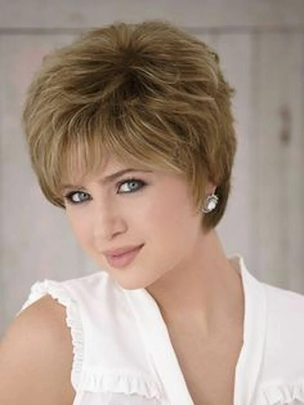 Показать фото причесок на короткий волос Fabulous over 50 short hairstyle ideas 3 Short hair styles, Short hair cuts, Sho