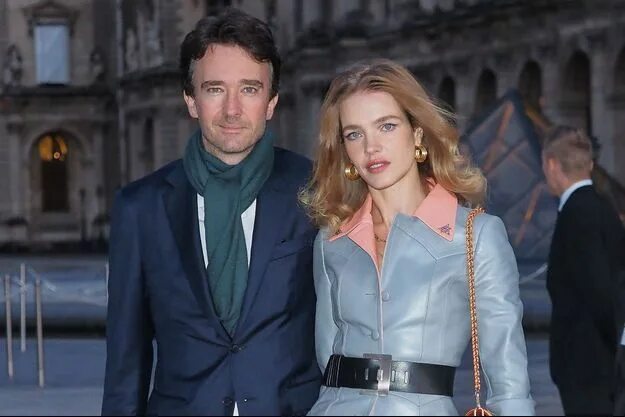 Показать фото романа водянова Natalia Vodianova fiancée à Antoine Arnault, elle révèle sa sublime bague Natali