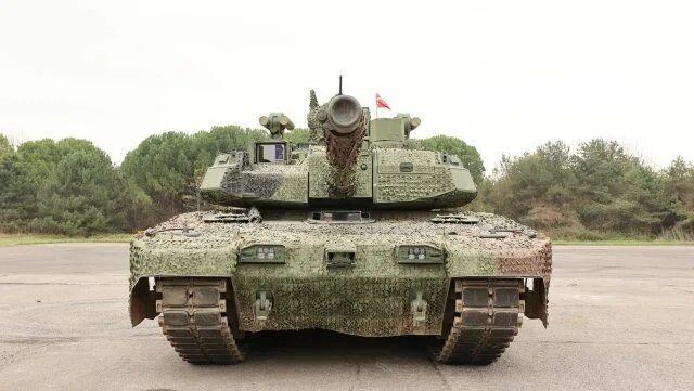 Показать фото танк 500 В рамках глубокой модернизации 81 турецкий танк Leopard 2A4 получит новые систем