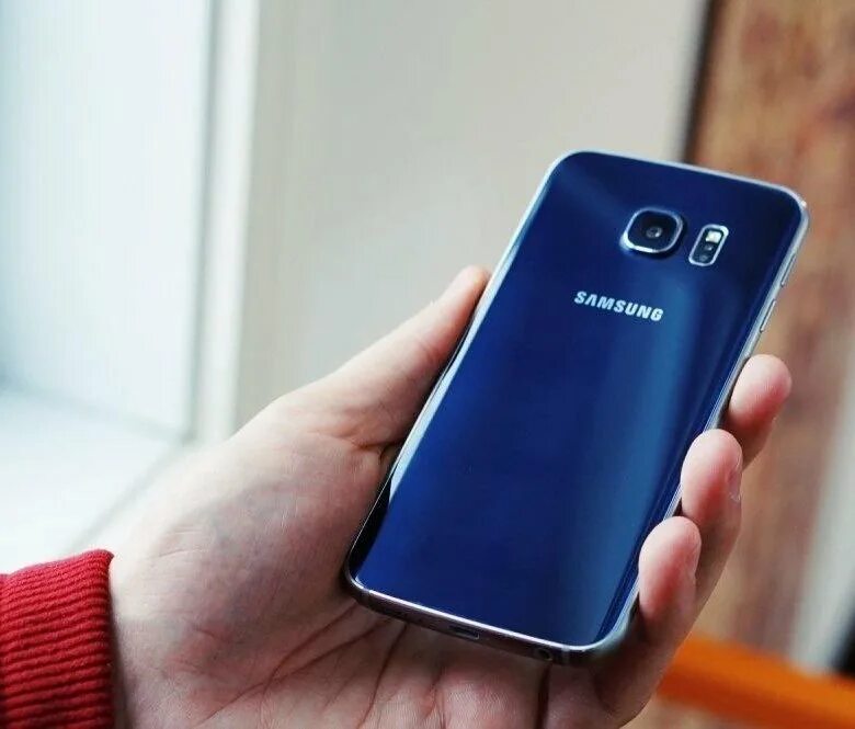 Показать фото телефона самсунг Samsung galaxy s6 - купить в Нижнем Новгороде, цена 11 000 руб., продано 9 марта