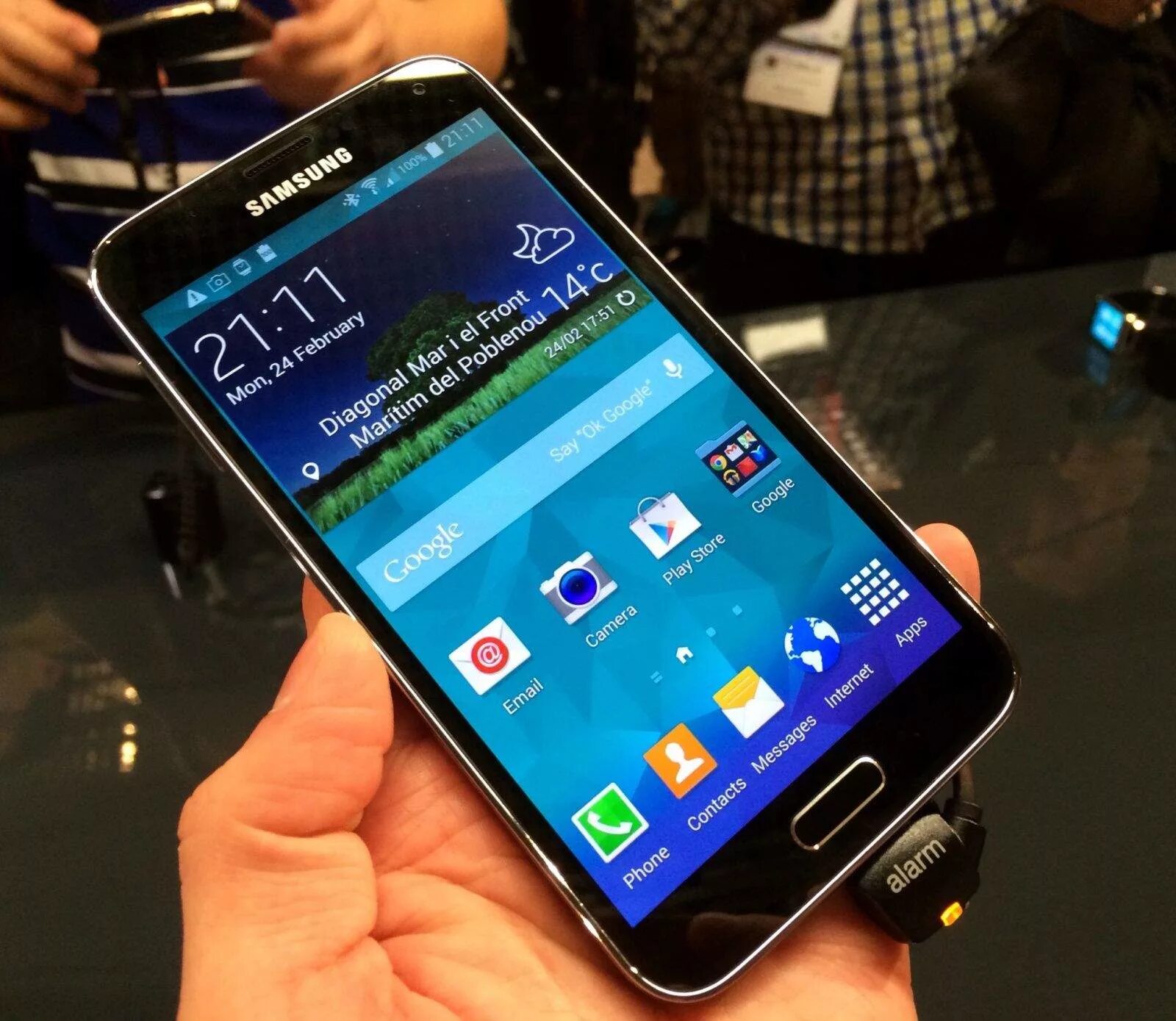 Показать фото телефона самсунг Cult of Android - The Samsung Galaxy S5 Could Cost Lower Than Its Rivals Rumor C