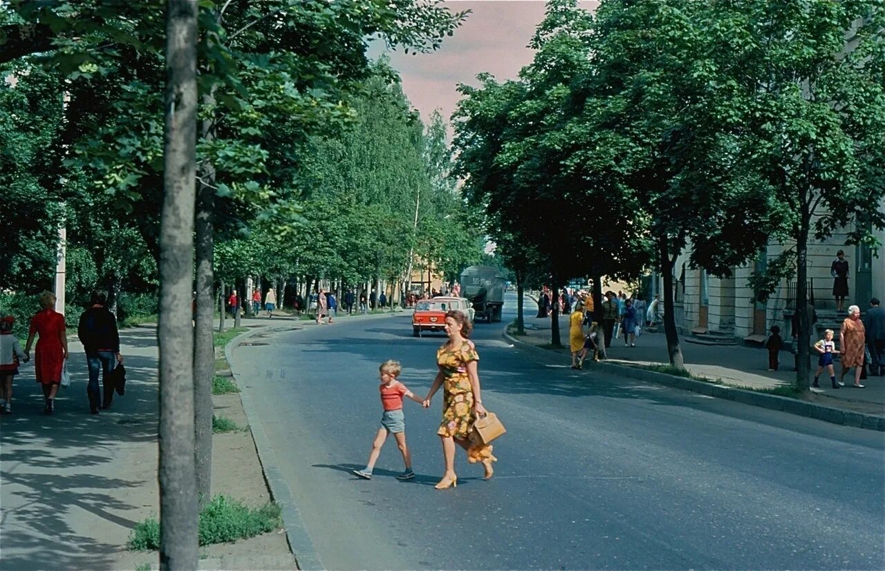 Показать фото улица советская Zelenogorsk. Lenin Street 1981. #история@vesti_kurort #Курортный #Курортныйрайон