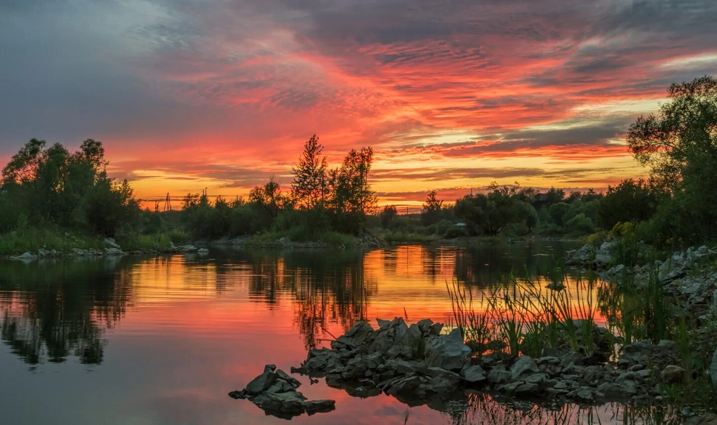 Показать фото заката над озером foto-tula.ru - ФотоТула. Валерий Маглена. Закат над озером склонился.