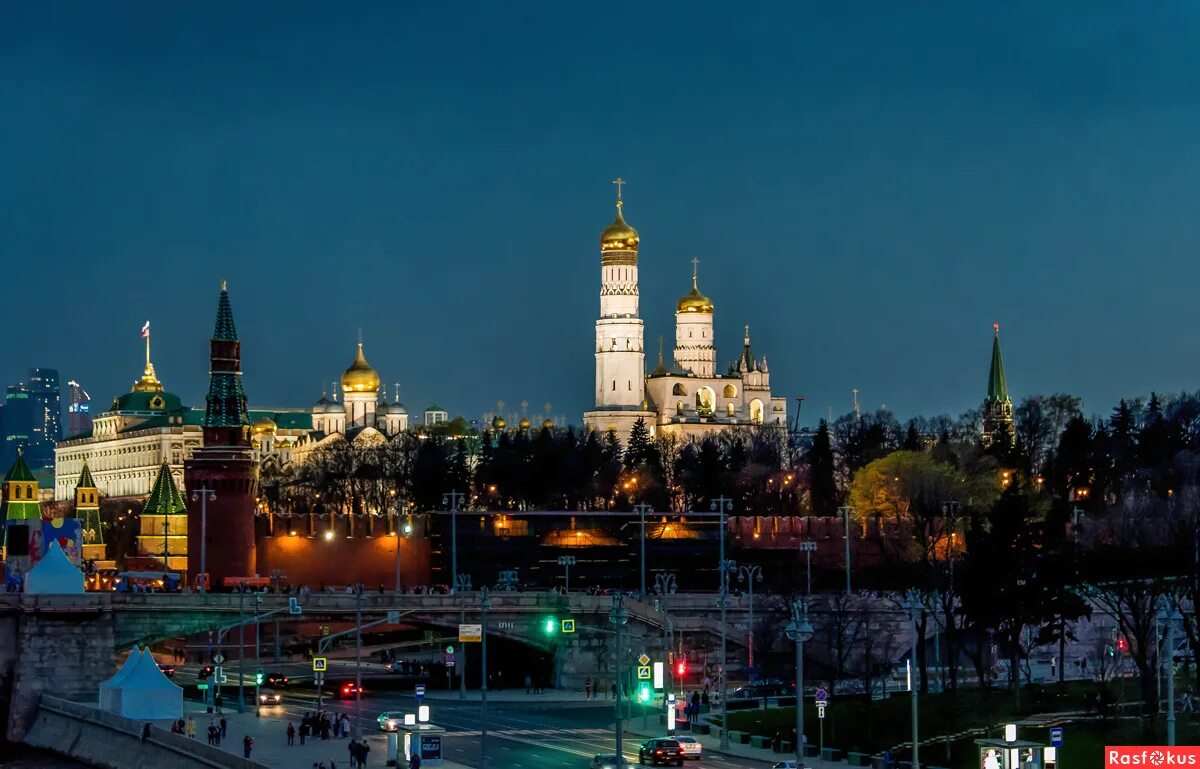 Показать город москва фото Фото: Вечерняя Москва.. Фотограф Владимир Безбородов. Город. Фотосайт Расфокус.р