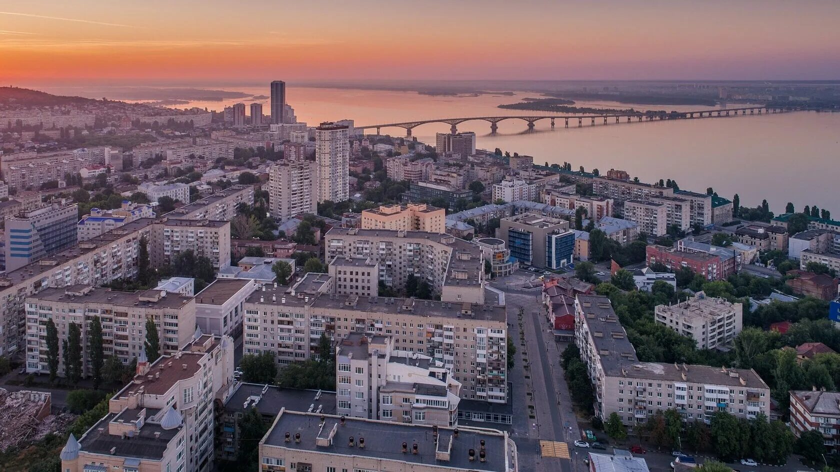 Показать город саратов фото Гид по Саратову