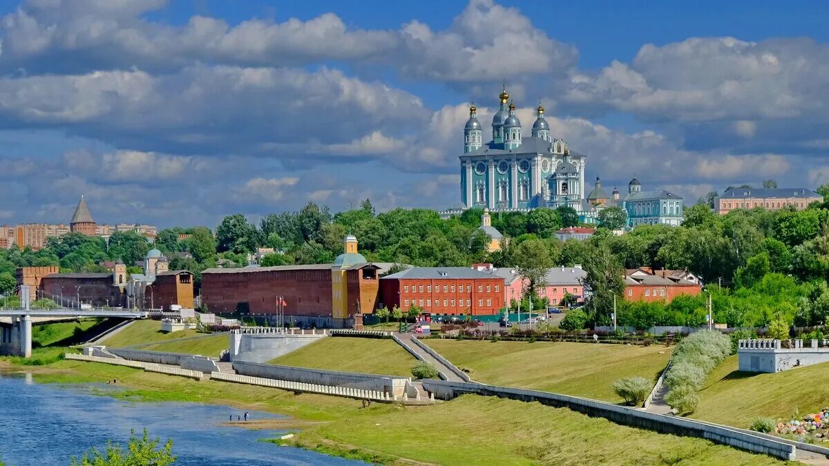 Показать город смоленск фото Куда поехать на майские праздники на машине: 10 классных вариантов Журнал Авто.р