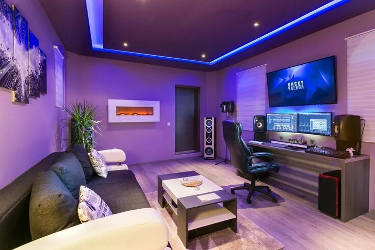 Показать интерьер комнаты More Fantastic Reader Studios - #showoffyourstudio in 2019 Game room design, Com