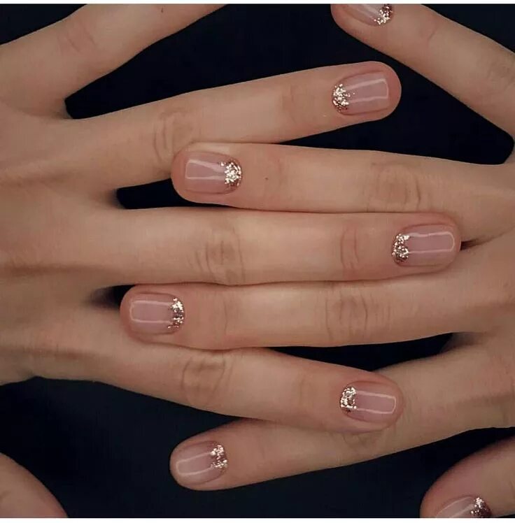 Показать красивый маникюр на короткие ногти Pin on Ногти Minimalist nails, Simple elegant nails, Minimalist nail art