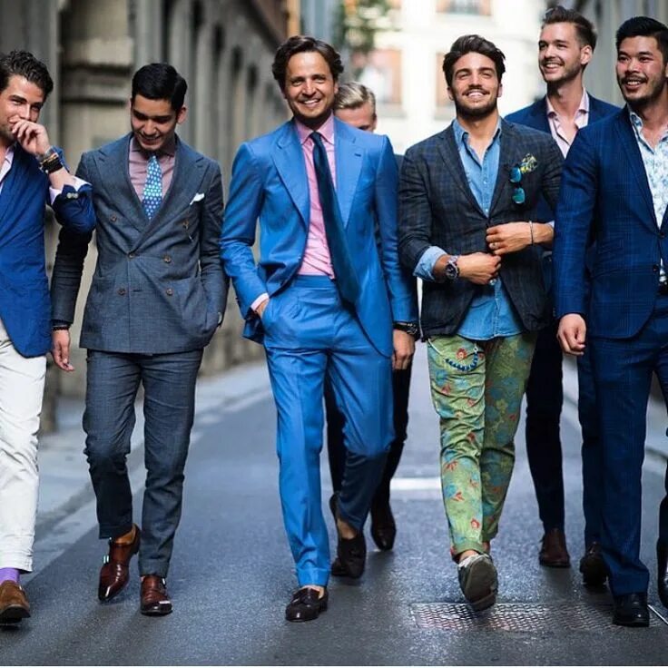 Показать мужскую моду The Italian team.. #GentleManual #Denmark #Italian #suits Well dressed men, Swag