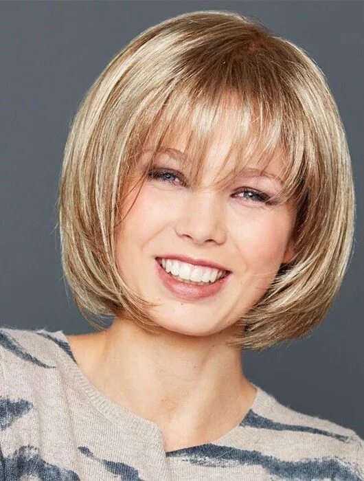 Показать прически каре каскад 10" Straight Sleek Synthetic Bob Wigs Chin length hair, Straight hairstyles, Med