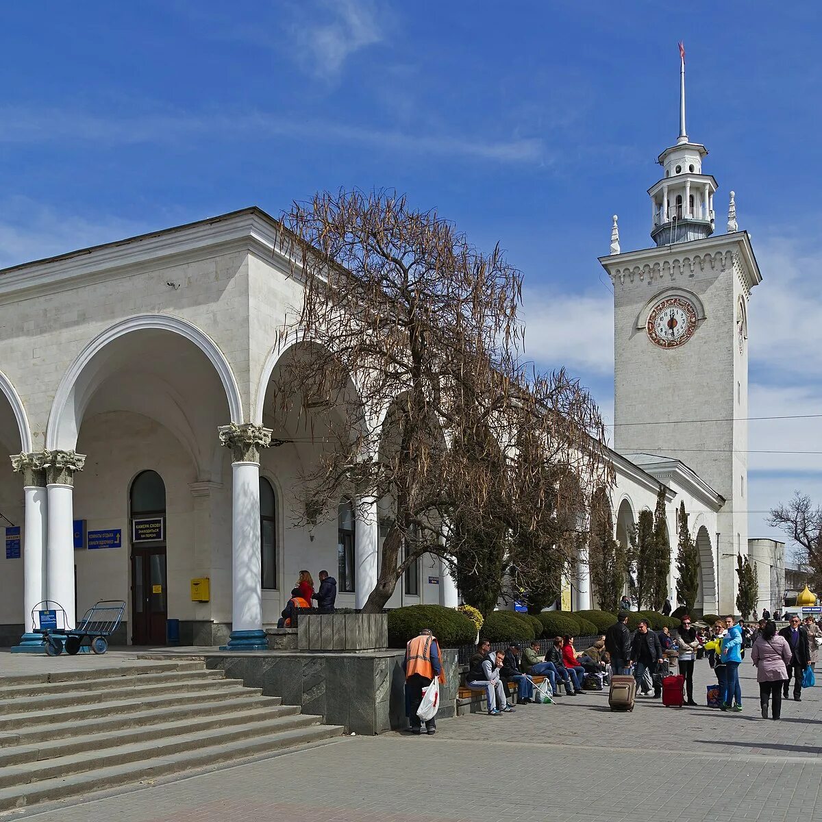 Показать симферополь фото File:Simferopol 04-14 img27 train station square.jpg - Wikipedia