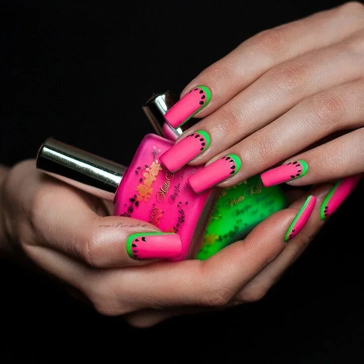 Показать яркий красивый маникюр Pink watermelon nails Зеленый маникюр, Искусство маникюра, Нейл-арт