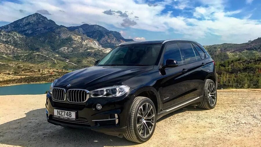 Покажи фото бмв икс 5 Шины, диски на БМВ Х5 (BMW X5)