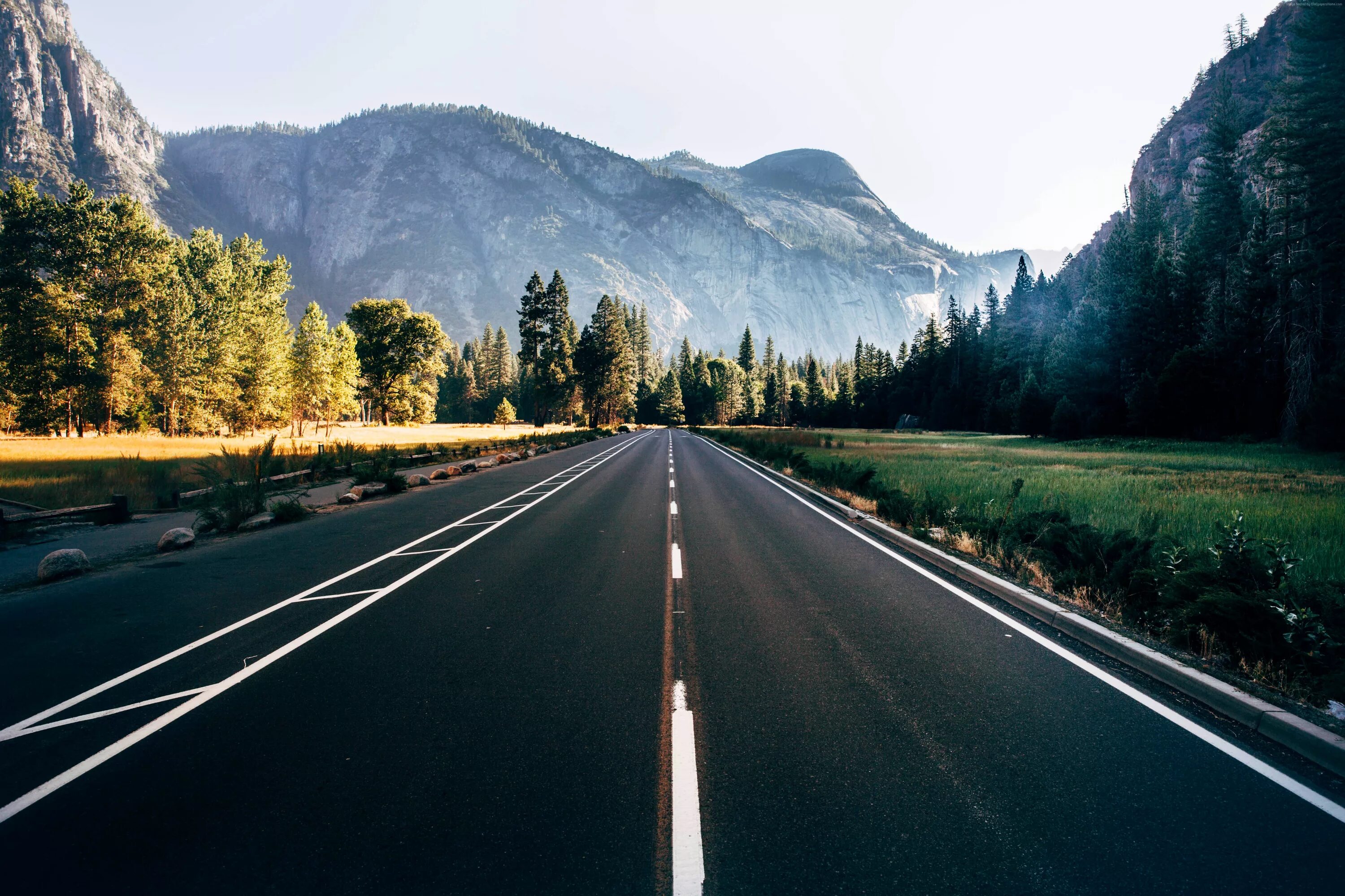 Покажи фото дороги Wallpaper Gray Concrete Road Between Green Trees and Mountain During Daytime, Ba