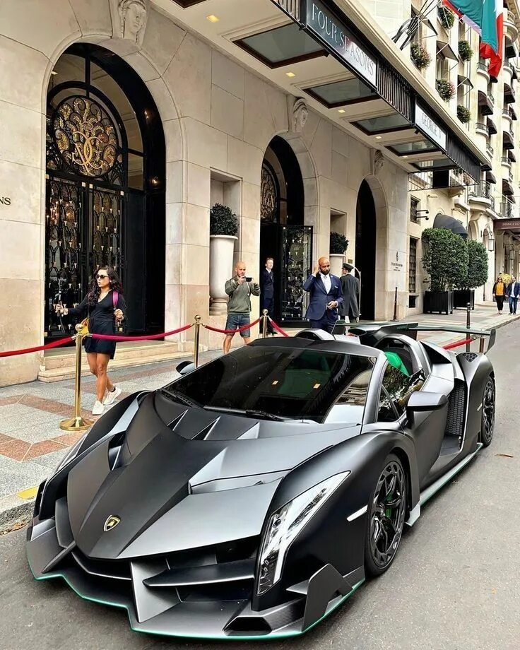 Покажи фото дорогих машин Lamborghini Veneno, Paris Véhicule de luxe, Lamborghini veneno, Voitures lamborg