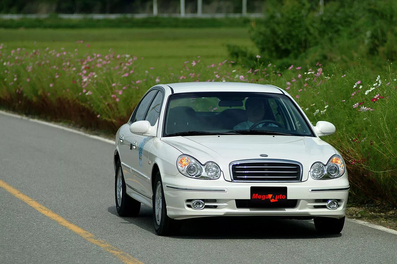 Покажи фото хендай соната Описание HYUNDAI SONATA EF 2.0 GOLD Super-type CVT (2004) - технические характер