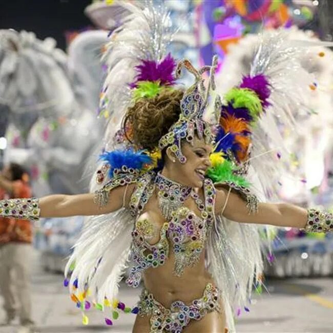 Покажи фото карнавал Carnival celebrations in Brazil