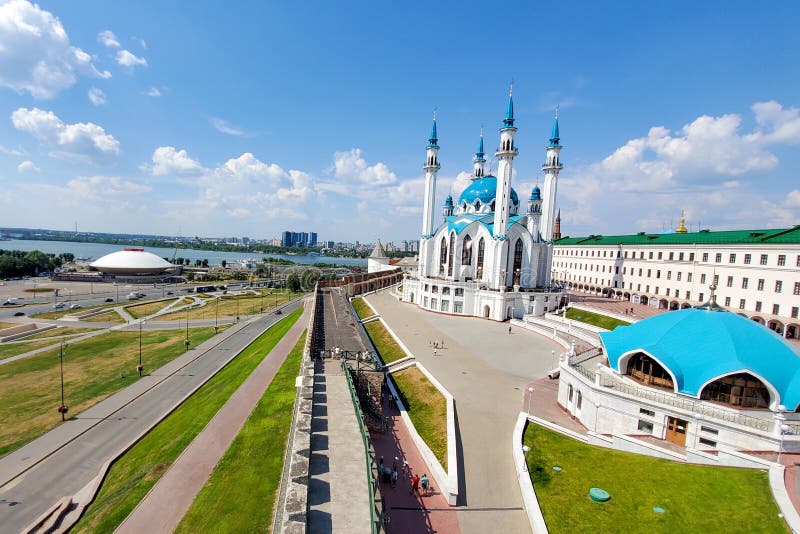 Покажи фото казани KAZAN, RUSSIA - July 2021: Interior of the Kul Sharif Mosque in the Kazan Kremli