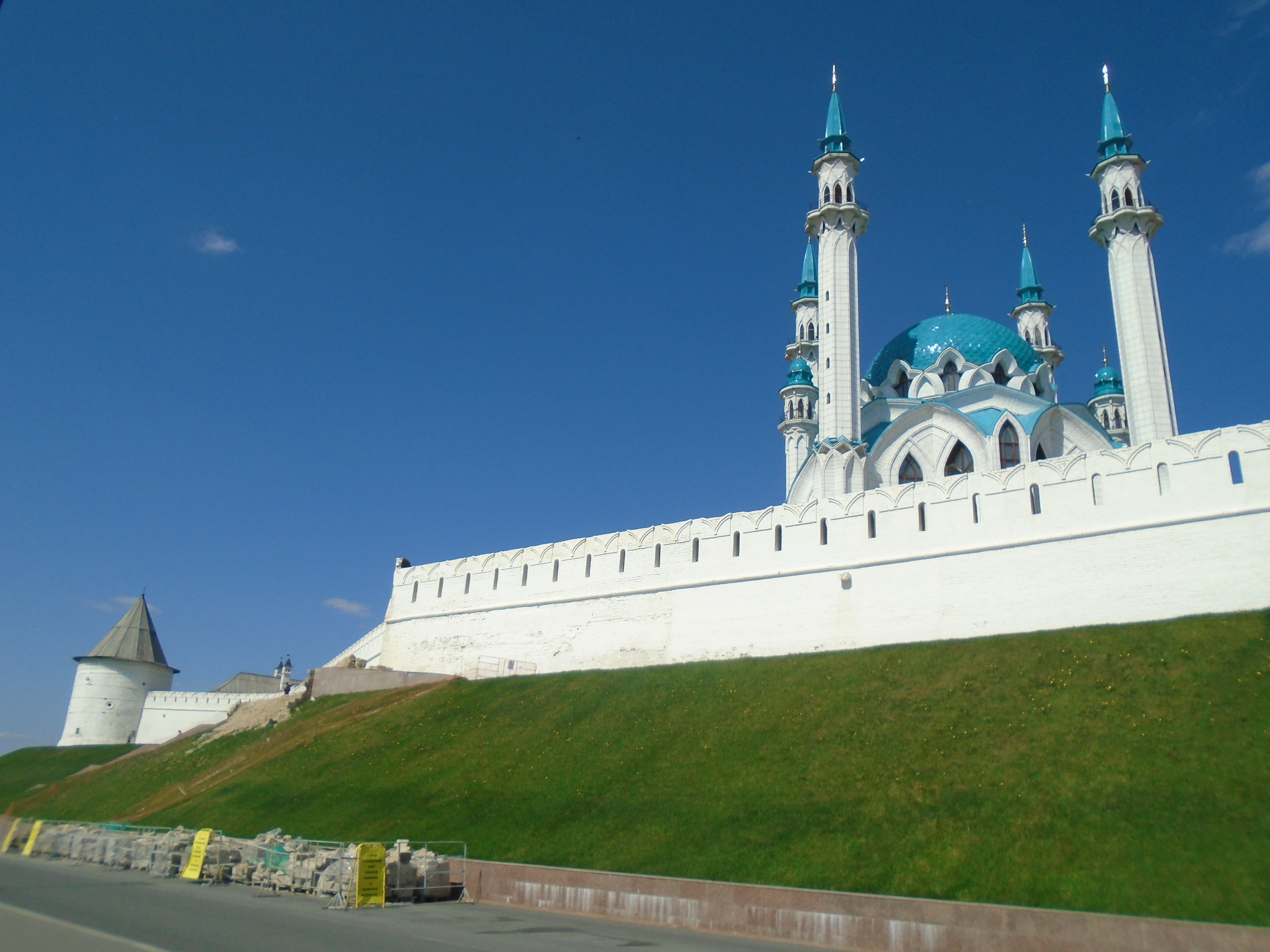 Покажи фото казанского кремля File:Pentahedral Tower, Kazan Kremlin (2022-06-01) 11.jpg - Wikimedia Commons