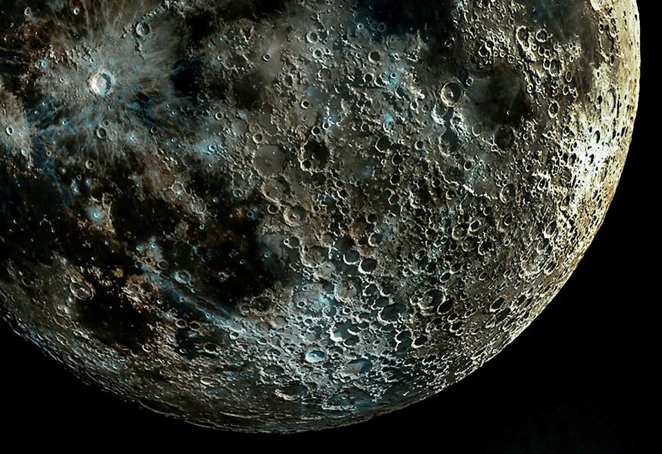 Покажи фото луны Photographer takes 'clearest ever' photo of moon by combining phases into one im