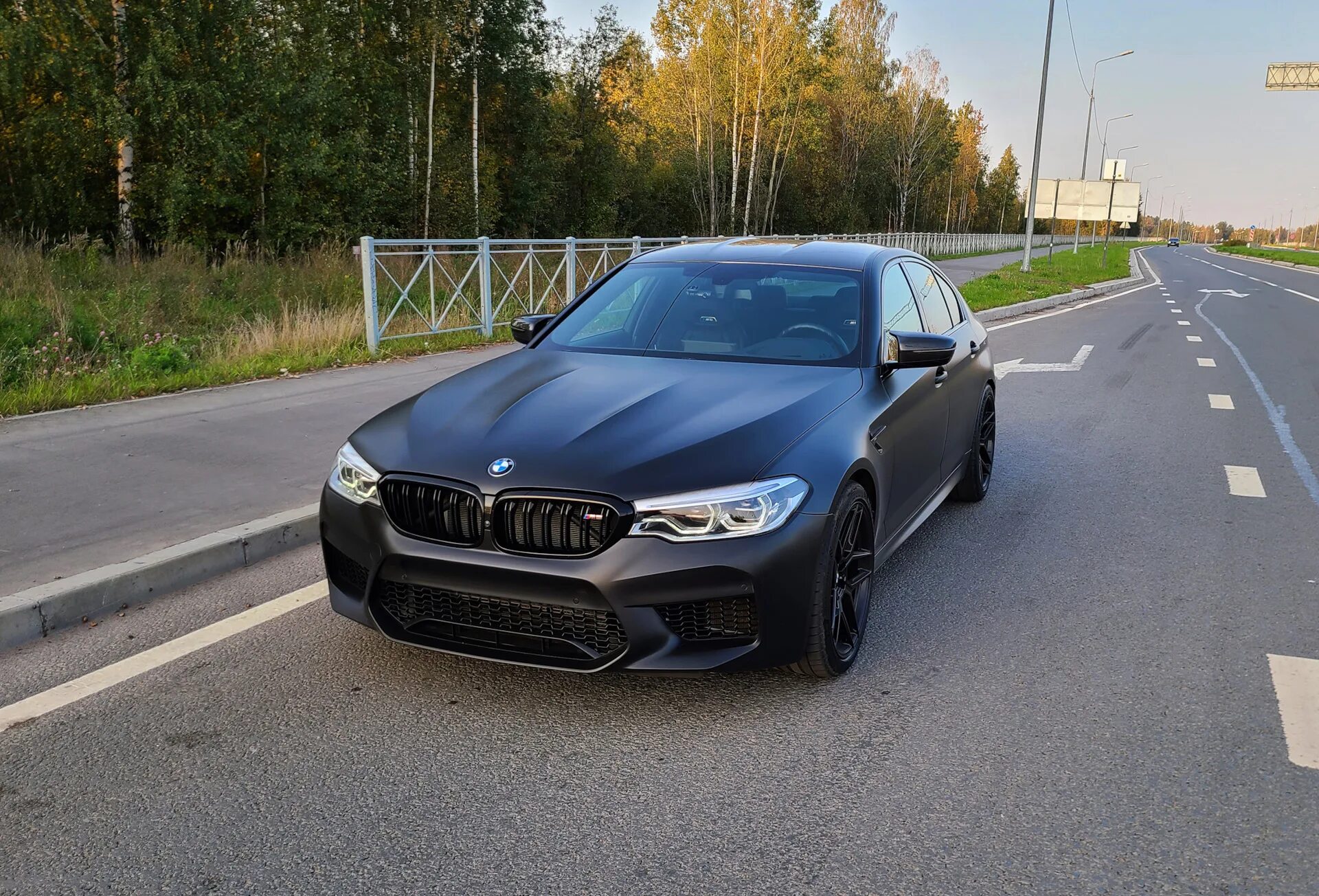 Покажи фото м 5 ф 90 Осенний фотосет М5 Ф90 - BMW M5 (F90), 4,4 л, 2018 года фотография DRIVE2