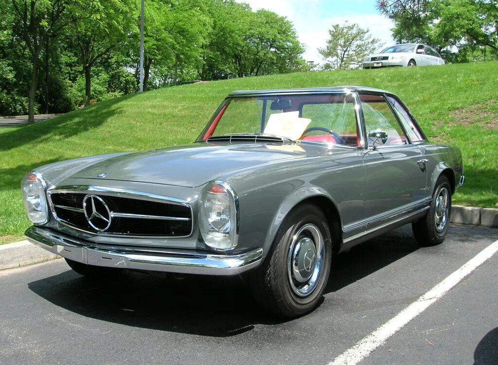 Покажи фото мерседес 230 1963 Mercedes 230SL at the 2013 June Jamboree in Montvale, NJ CLASSIC CARS TODAY