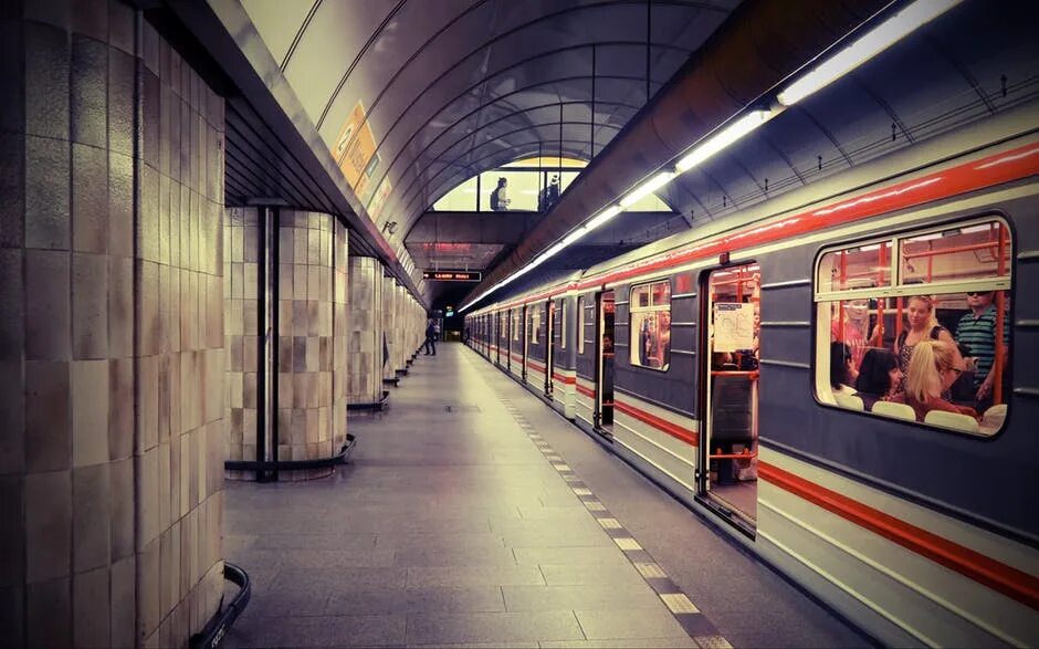 Покажи фото метро Mohla mít Praha metro v kanalizaci? - Epochaplus.cz