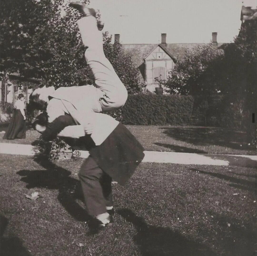 Покажи фото николая Tsar Nicholas II messing around; 1899 Tsar nicholas ii, Tsar nicholas, Victorian