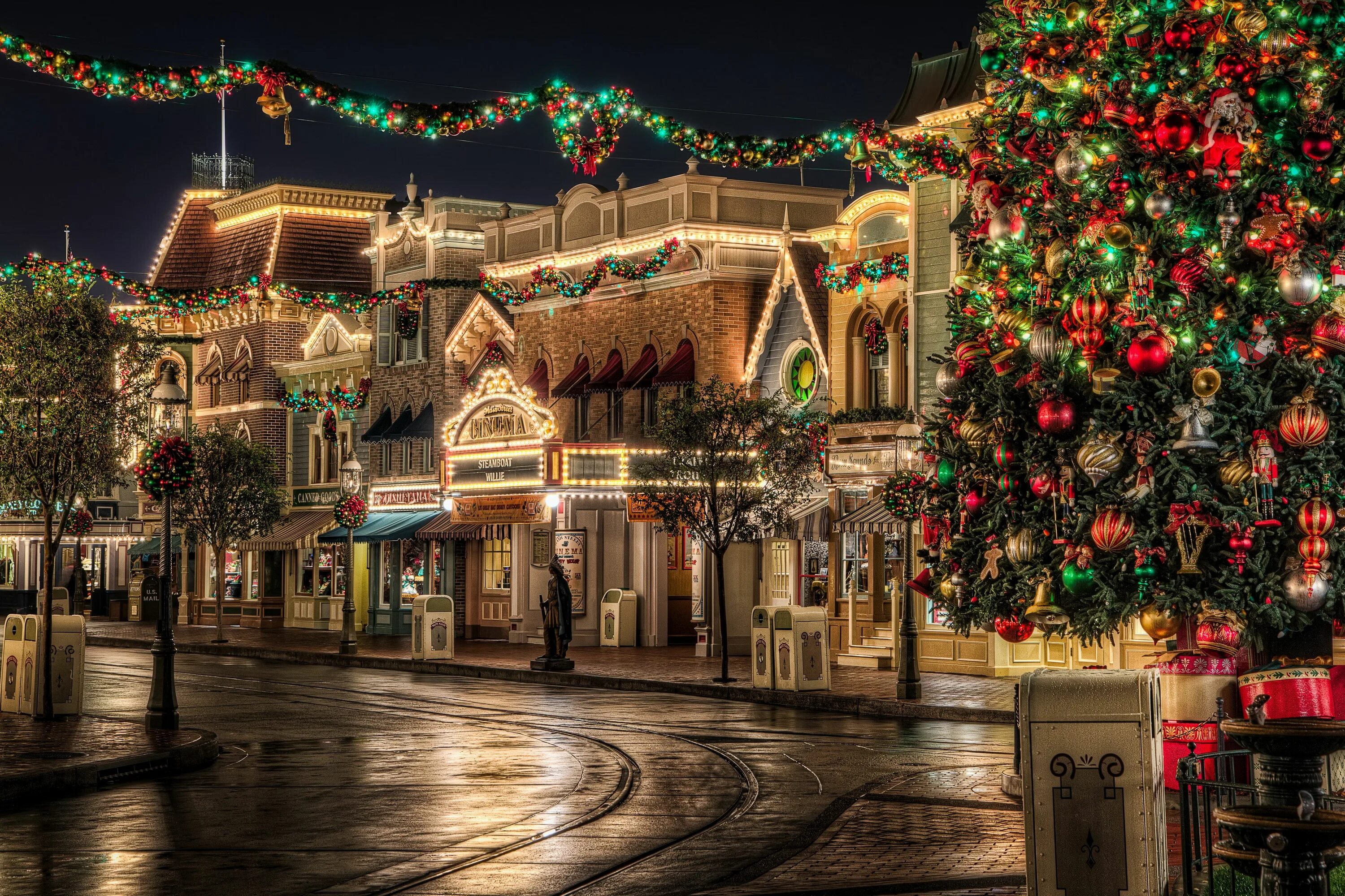 Покажи фото нового года новый год украшение елки германия - Пошук Google Disneyland christmas, Disney wo