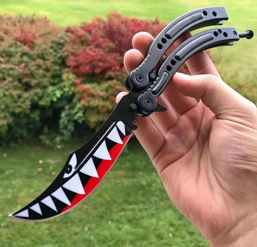 Покажи фото нож бабочки CSGO Spit Fire Shark Bomber Butterfly Knife SHARP Balisong - Black - Slash2Gash