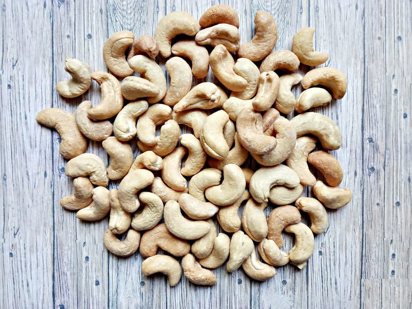 Покажи фото ореха кешью Кешью сушеный Nuts24 500 г средний - отзывы покупателей на Мегамаркет 6000056832