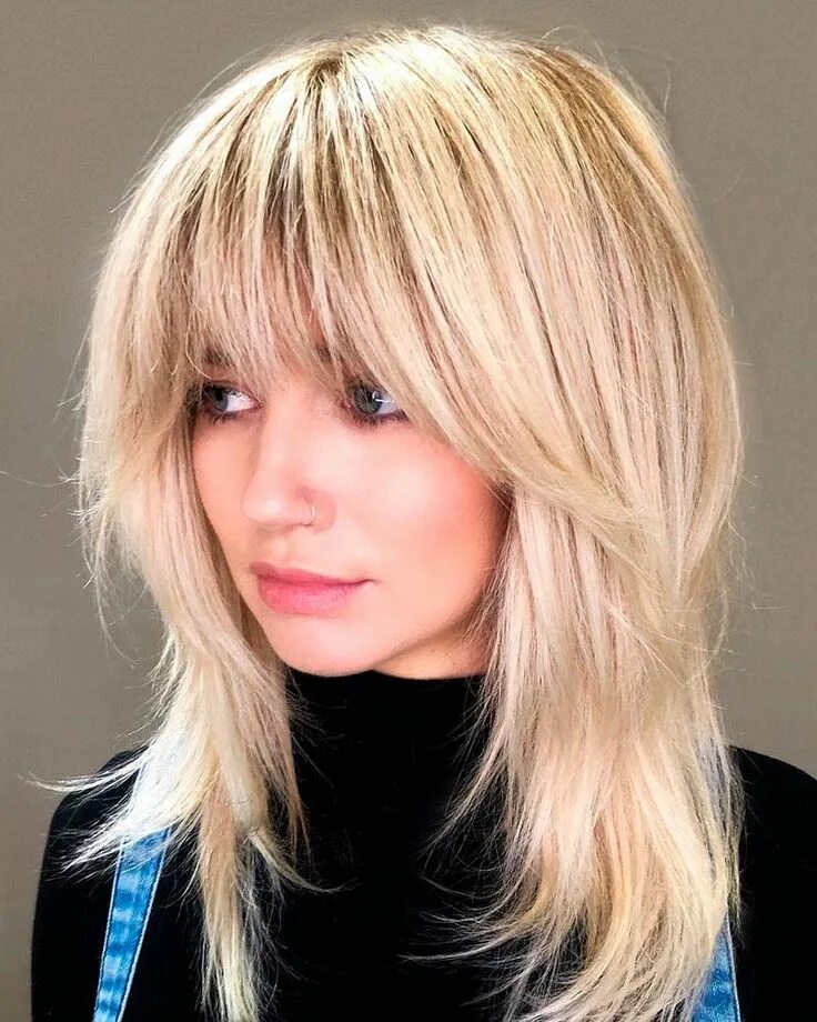 Покажи фото прически каскад 30 cortes de pelo de media melena de tendencia en 2022 Bangs with medium hair, B