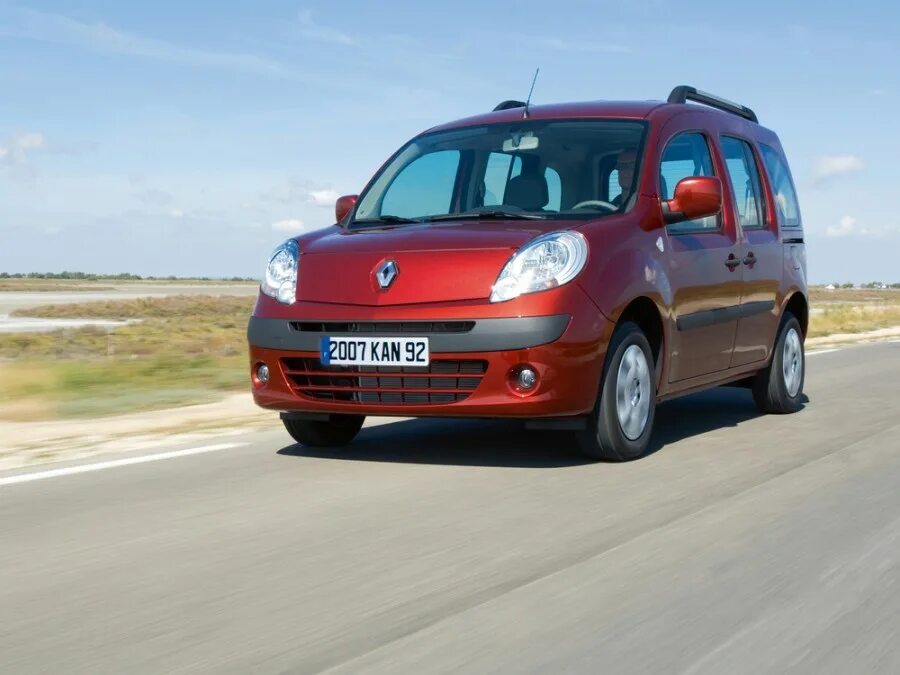 Покажи фото рено Renault Kangoo Passenger минивэн, 2007–2013, 2 поколение - отзывы, фото и характ