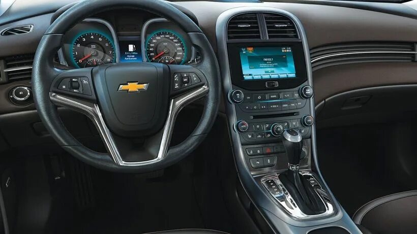 Покажи фото шевроле малибу New Chevrolet Malibu 2014 3.0L V6 LTZ Photos, Prices And Specs in UAE