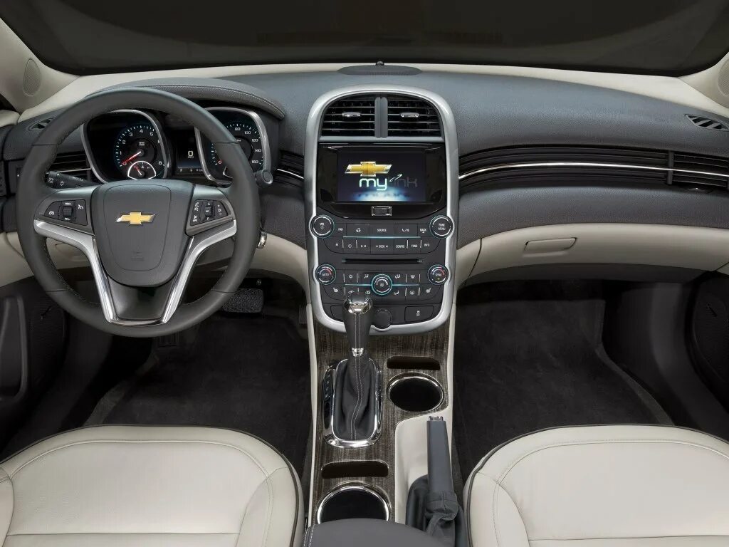 Покажи фото шевроле малибу Chevrolet Malibu 8 поколение рестайлинг, седан - технические характеристики, мод