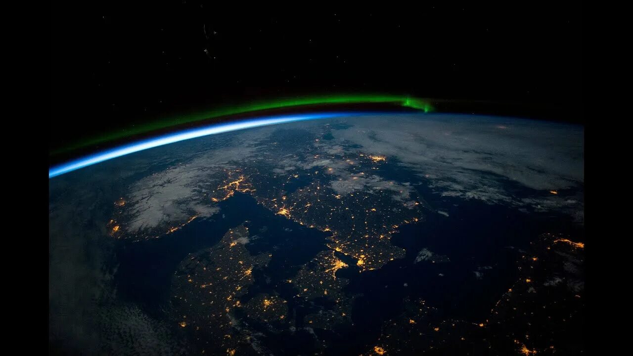 Покажи фото земли из космоса Nasa Live Stream in 4K - Earth From Space: Live Views from the ISS January 8, 20