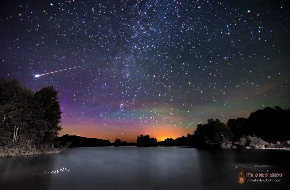 Покажи фото звездного неба Pinpricks and Spilled Milk: Describing the Textures of the Night Sky